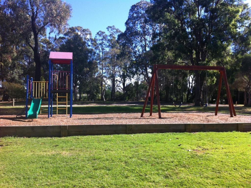 Mallacoota'S Shady Gully Caravan Park Exterior foto